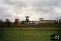 SDAG Wismut Bergbau Betrieb Drosen im Revier Ronneburg, Thüringen, (D) (1) Oktober 1997 Schacht 415 (li.) und Schacht 403 (re.).jpg